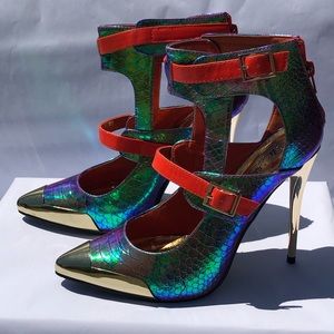 Pump iridescent hologram gold orange